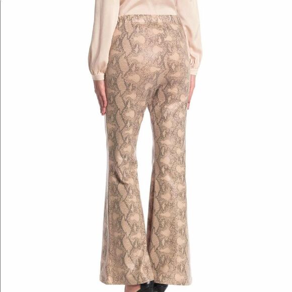 ‎Snake Print High Waist Flare Pants - Picture 7 of 14
